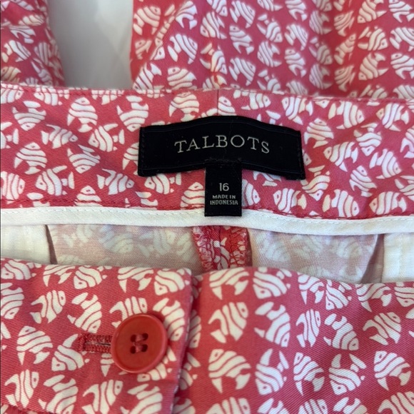 Talbots Pink and White Bermuda Shorts Vibrant Pattern - Picture 6 of 10